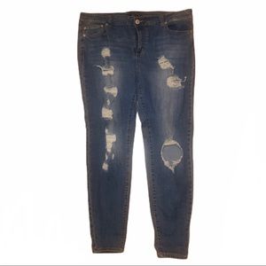 Forever 21 Distressed/ Ripped Jeans Plus Size 18